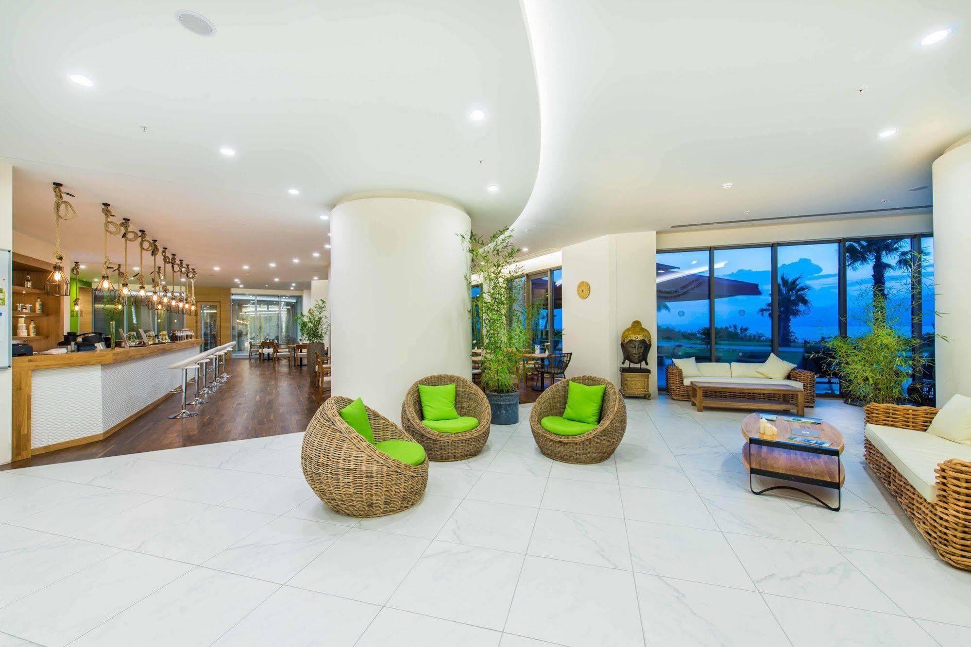 The Lifeco Antalya Well-Being Detox Center And Vegan Hotel מראה חיצוני תמונה